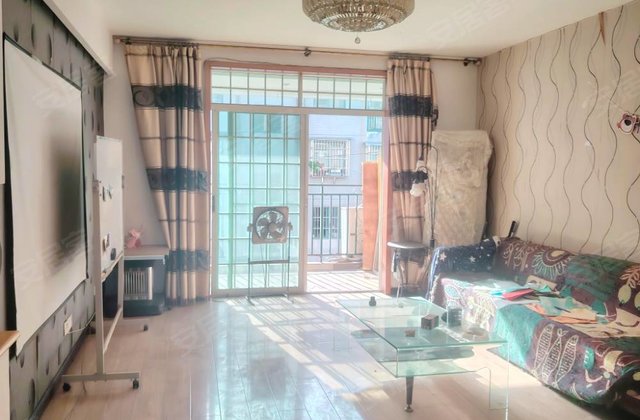 城南新贵3室2厅137.23㎡48万二手房图片