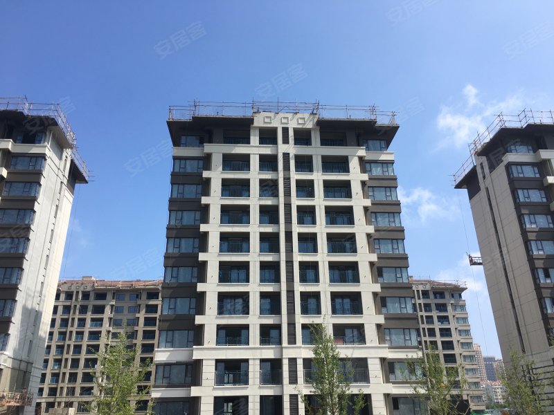 万科威高翡翠公园