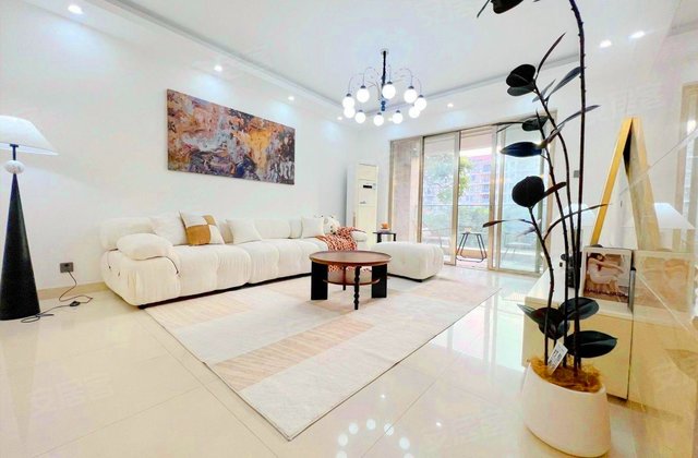 世纪城国际公馆三期3室2厅125.36㎡260万二手房图片