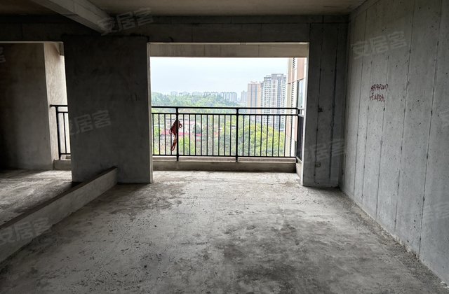 中旗天悦府4室2厅130㎡55万二手房图片