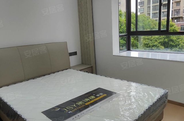 安泰东方丽都4室2厅139㎡109万二手房图片