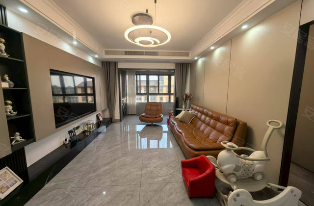 一品麓苑3室2厅116.81㎡75万二手房图片