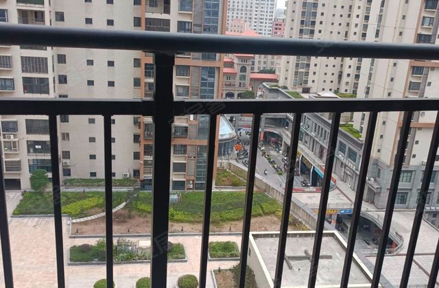 石狮凤凰城4室2厅194㎡125万二手房图片