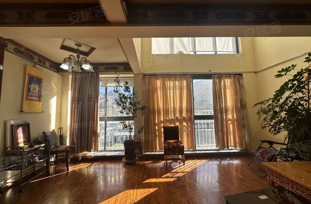 好城桑旦林5室2厅178.87㎡152万二手房图片