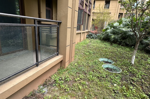 观池观天府4室2厅140㎡68万二手房图片