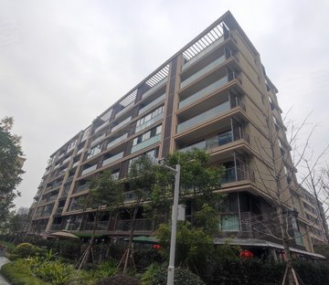 三星智能小区 前后花园80平 次新小区 临近融创茂