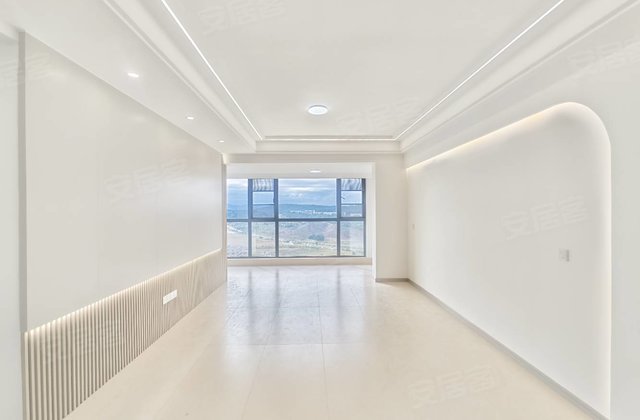 彝人古镇4室2厅110㎡35万二手房图片