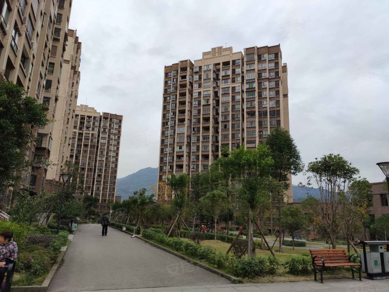 东城花园(綦江)