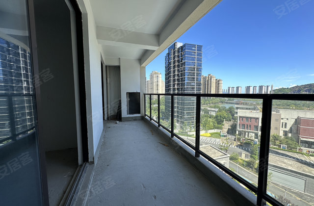 瑞馨豪庭4室2厅165㎡158万二手房图片