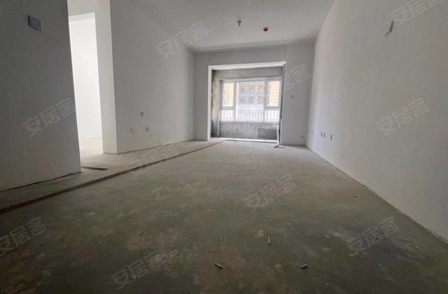 善国臻园3室2厅100.5㎡59万二手房图片