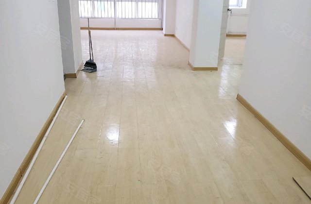 东江第五安置小区2室2厅95㎡58万二手房图片