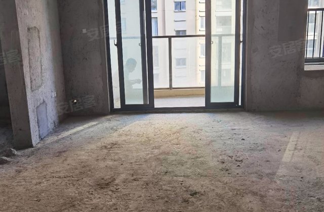 宝龙世家(新塘)4室2厅121.22㎡82万二手房图片