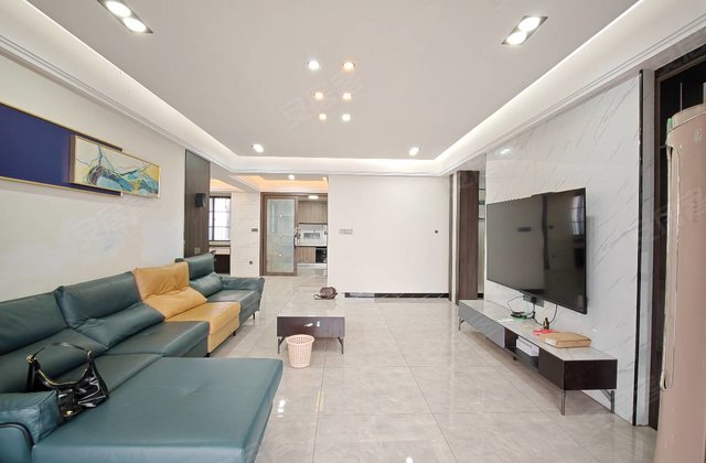 碧园未来城4室2厅142㎡68万二手房图片