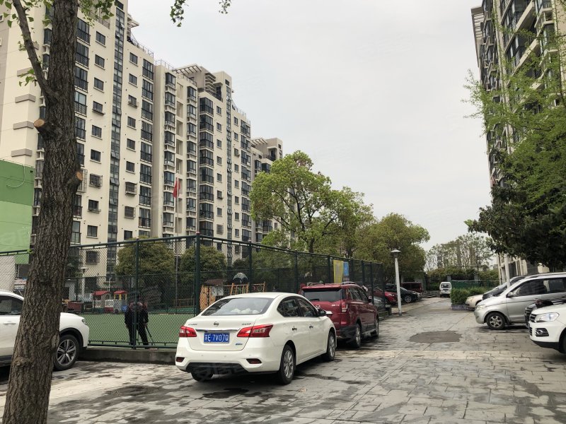 华亭新家银杏苑