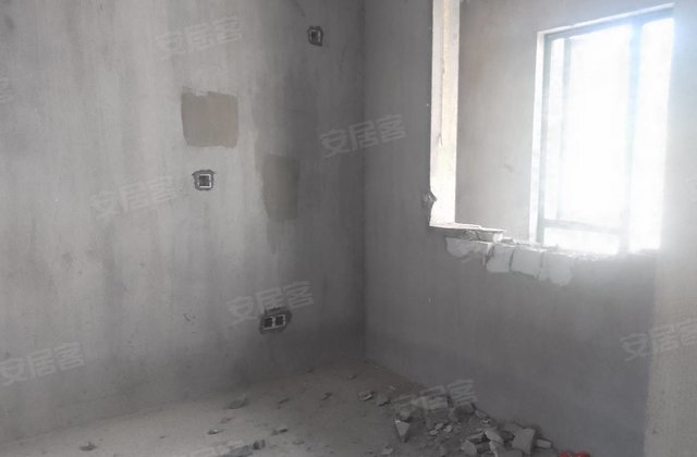 宏地国宾府4室2厅118㎡110万二手房图片
