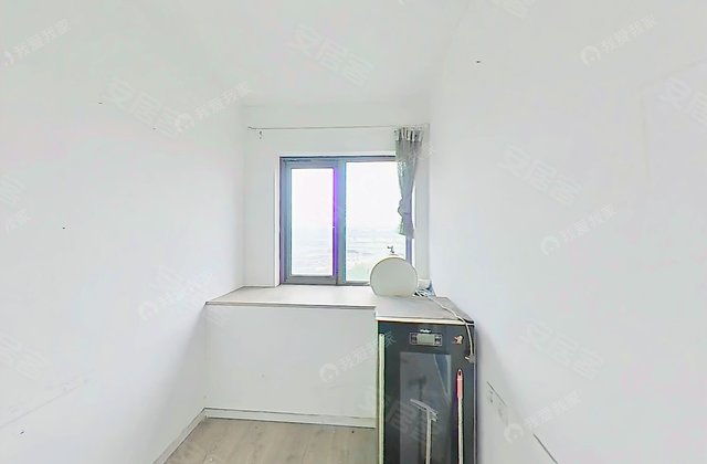 顺发康庄(公寓住宅)4室1厅121.88㎡215万二手房图片