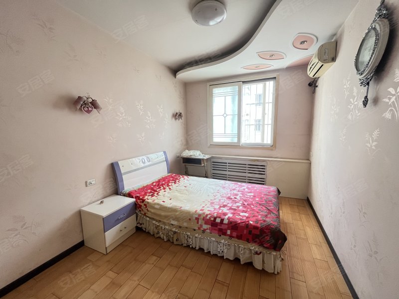 枫丹白露(伊川)3室2厅2卫140㎡南北56万