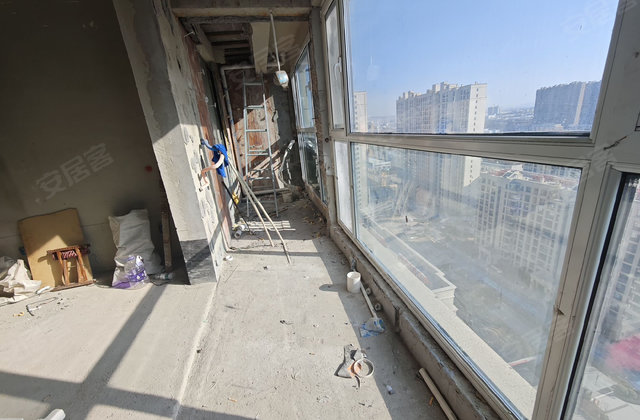 兴宇凤栖台4室2厅136㎡99万二手房图片