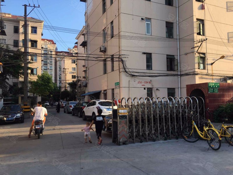 殷高路150弄小区 