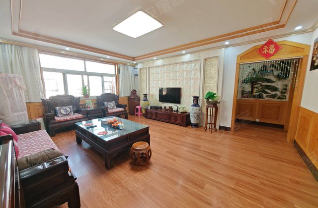 八一小区3室2厅126.04㎡136万二手房图片