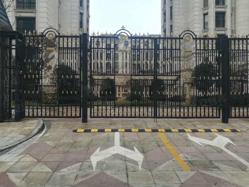 金大元御珑宫廷(公寓住宅) 