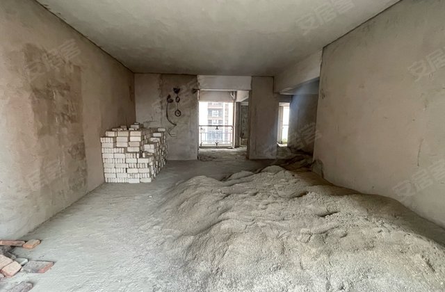 盛泰君和园3室2厅160㎡72万二手房图片