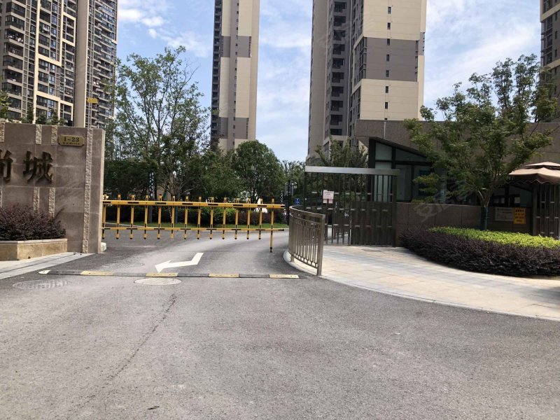 风荷丽景尚城(中区) 