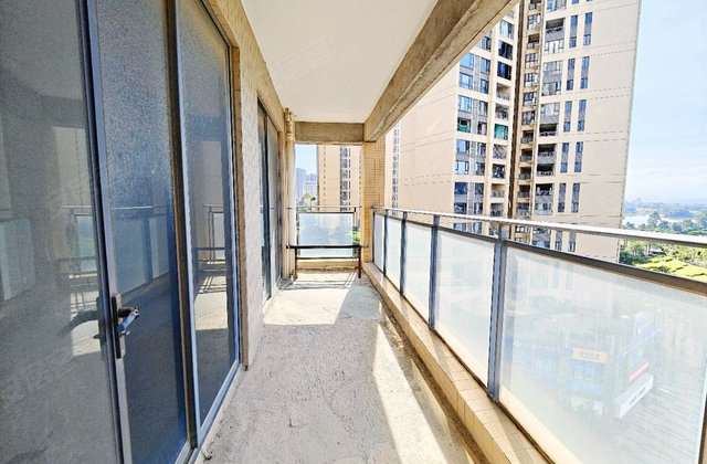 德威朗琴湾4室2厅134.68㎡183万二手房图片