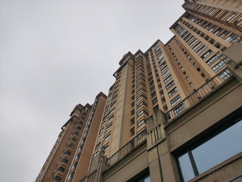 非凡环秀湖花园