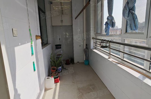 文昌公馆3室2厅124㎡72万二手房图片