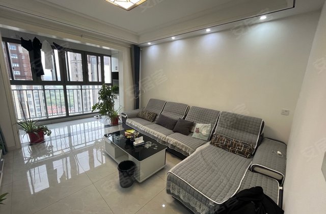 金域国际3室2厅100㎡40万二手房图片