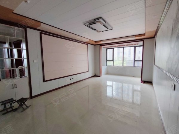 森美恒丰花园3室2厅1卫121㎡南北88万