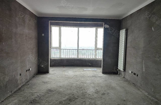 公务员小区2室2厅124㎡87万二手房图片