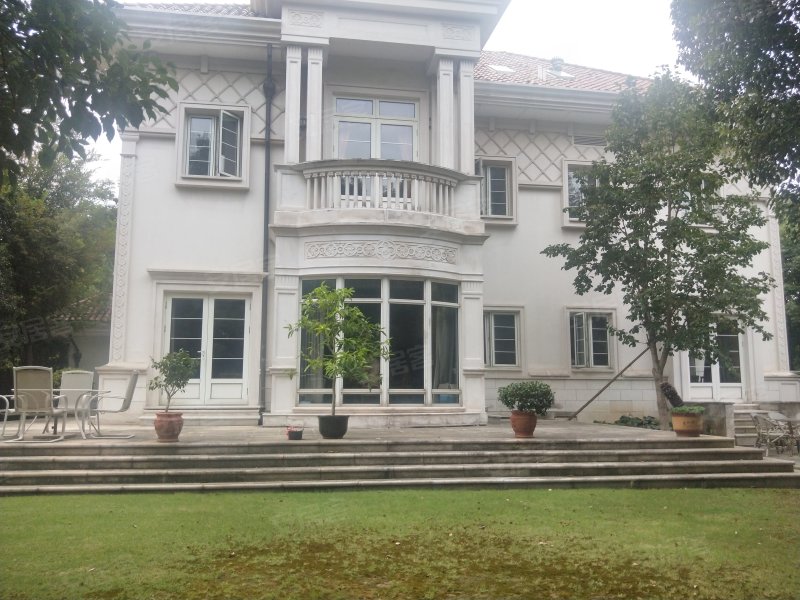 世茂佘山庄园(二期)