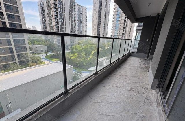 昌建外滩壹号4室2厅145㎡89万二手房图片