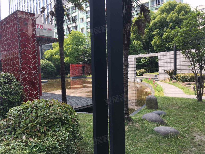四季名门城市公寓
