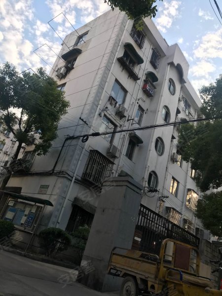 莲安东路80弄小区 