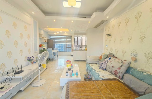 龙光水悦熙园3室2厅89.19㎡75万二手房图片