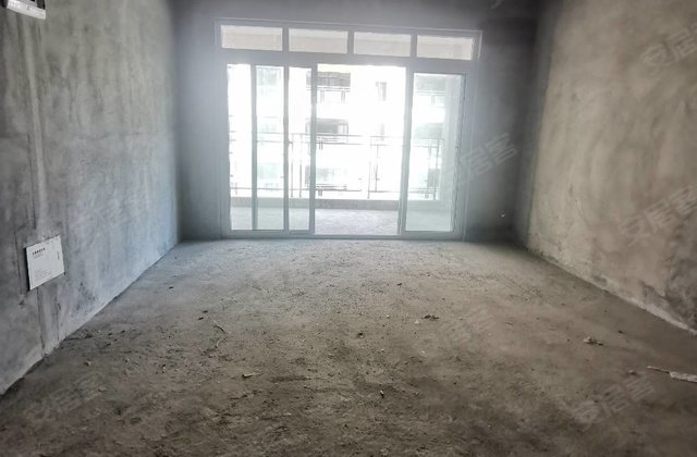 森林溪畔3室2厅132㎡33.5万二手房图片