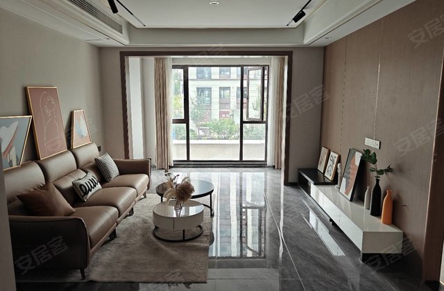 建发央著4室2厅130㎡89万二手房图片