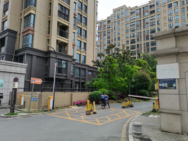 西湖绿洲城四期