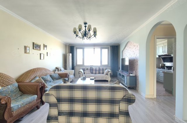 新华园大厦3室2厅144㎡155万二手房图片