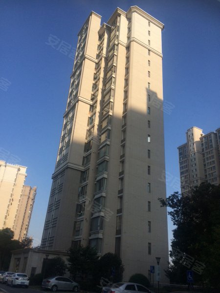 日月光伯爵天地城市华庭