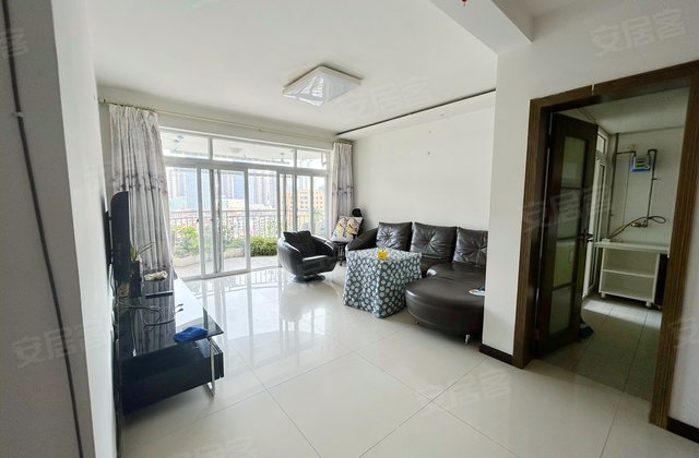 盛世华庭3室2厅123.15㎡72万二手房图片