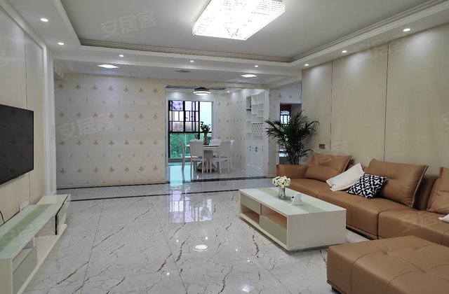 金湖湾3室2厅131㎡62.8万二手房图片