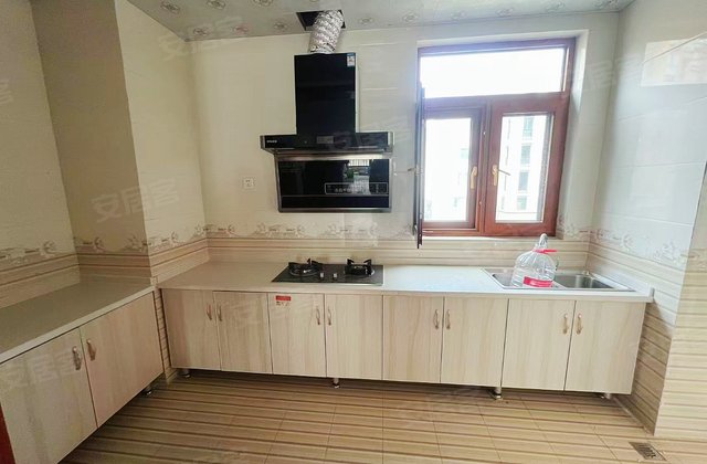 幸福小区3室2厅144㎡97万二手房图片