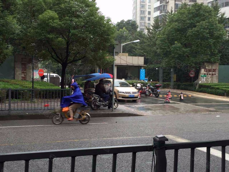 三花现代城丹桂苑 