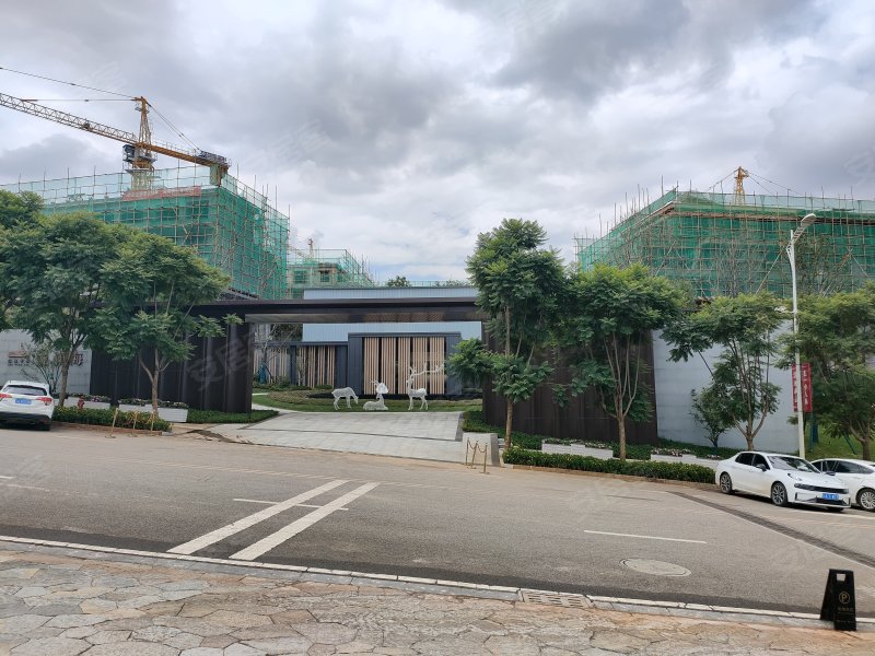 阳光城滇池半山