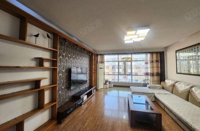 隆美三期3室2厅114.37㎡27万二手房图片