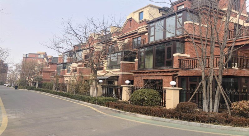 青特赫山(别墅)